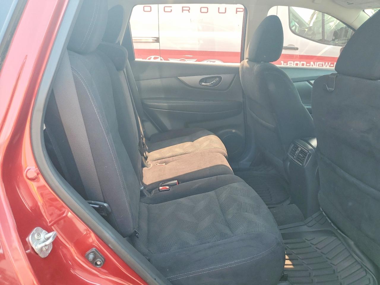 2016 Nissan Rogue S Maroon vin: 5N1AT2MV8GC916670