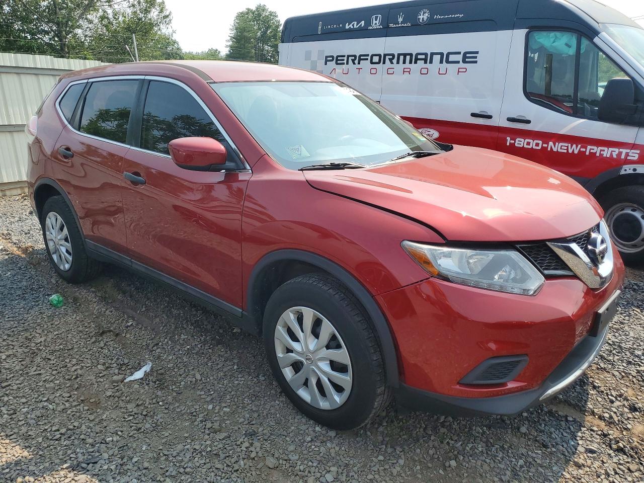 2016 Nissan Rogue S Maroon vin: 5N1AT2MV8GC916670