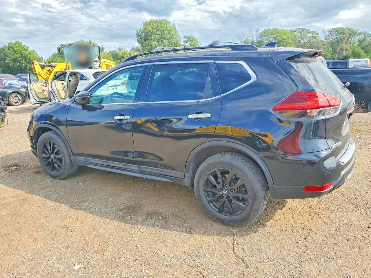 2017 Nissan Rogue Sv Black vin: 5N1AT2MV8HC820085