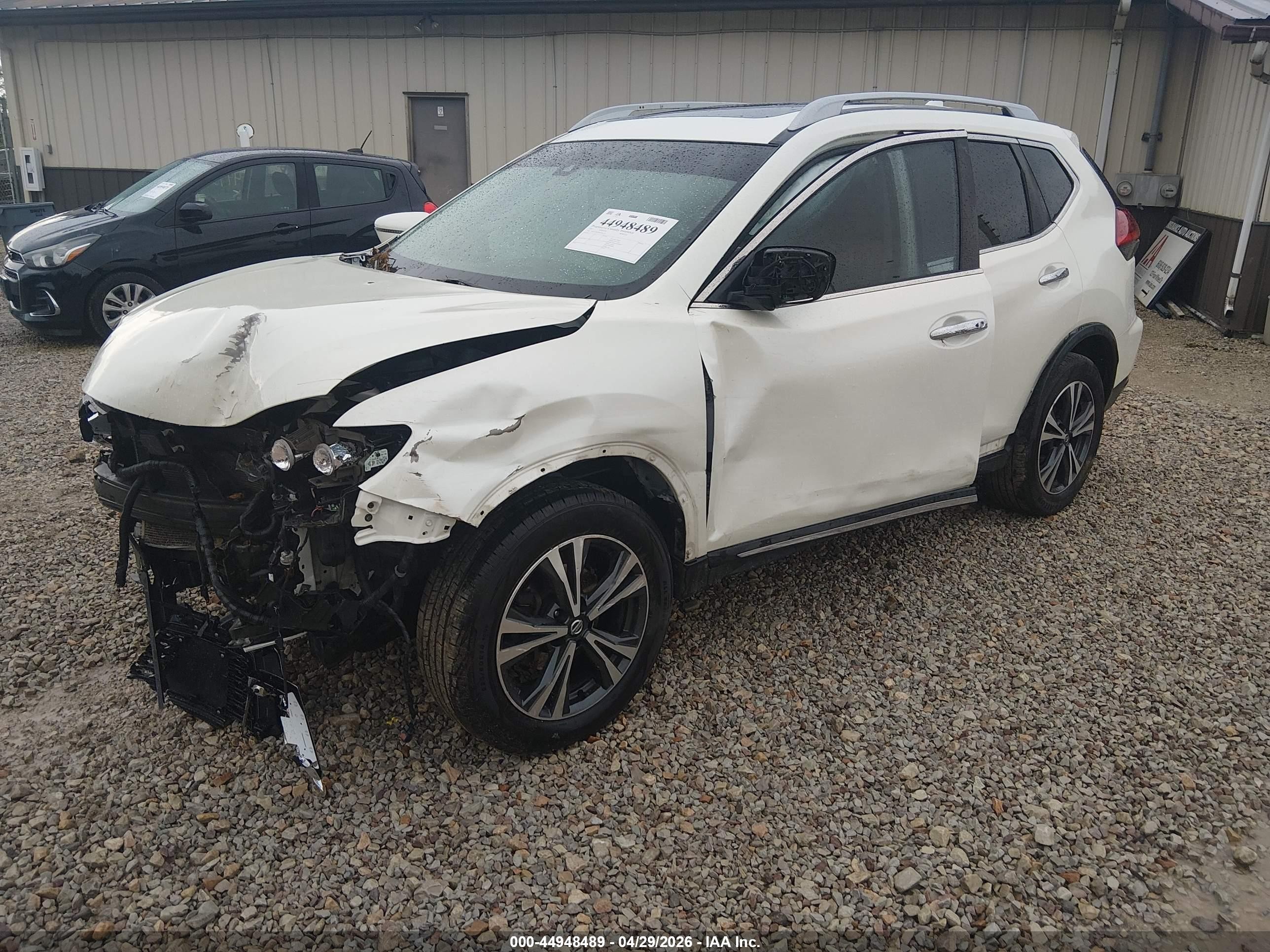 2017 Nissan Rogue Sl Белый vin: 5N1AT2MV8HC848243