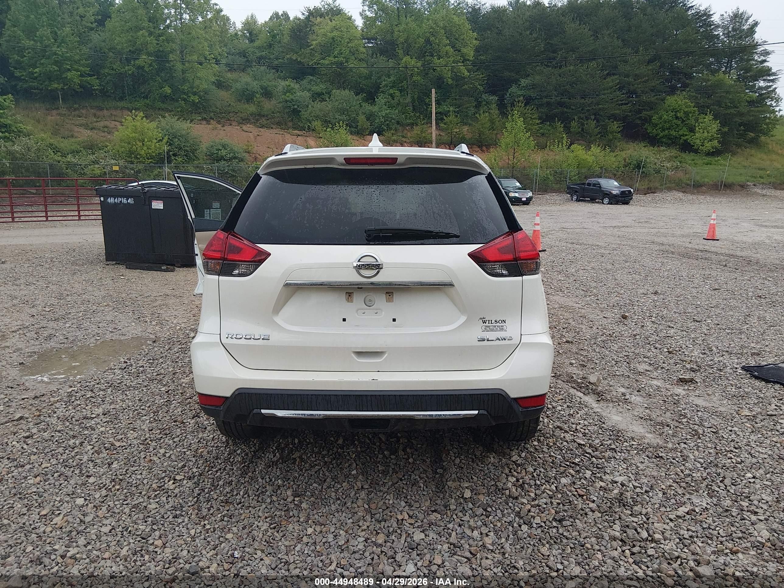 2017 Nissan Rogue Sl Белый vin: 5N1AT2MV8HC848243