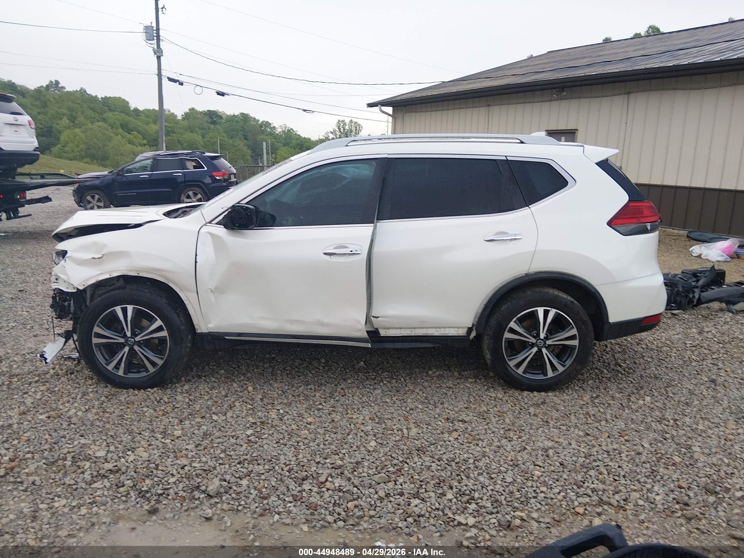 2017 Nissan Rogue Sl Белый vin: 5N1AT2MV8HC848243