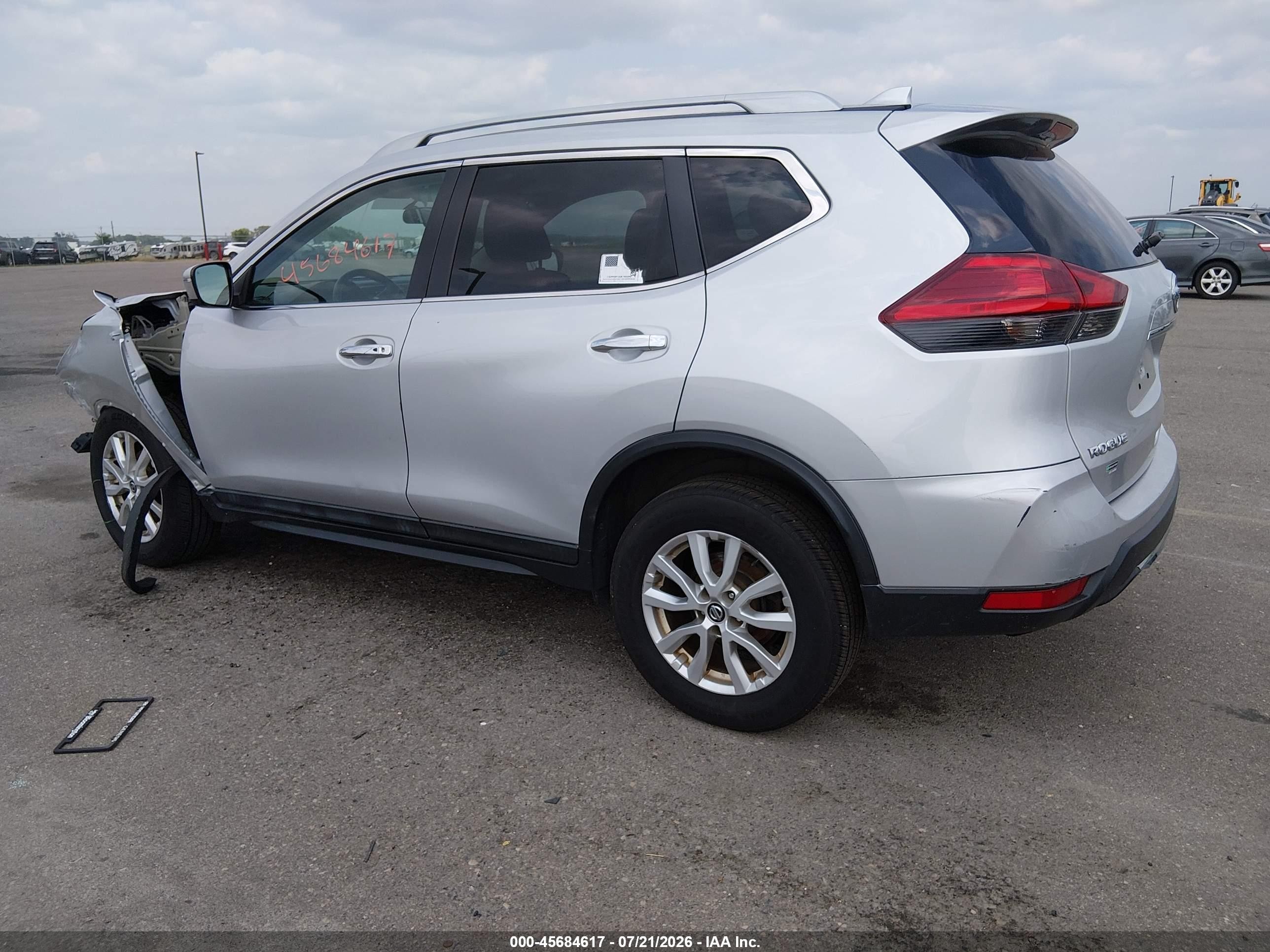 2017 Nissan Rogue Sv Silver vin: 5N1AT2MV8HC853409