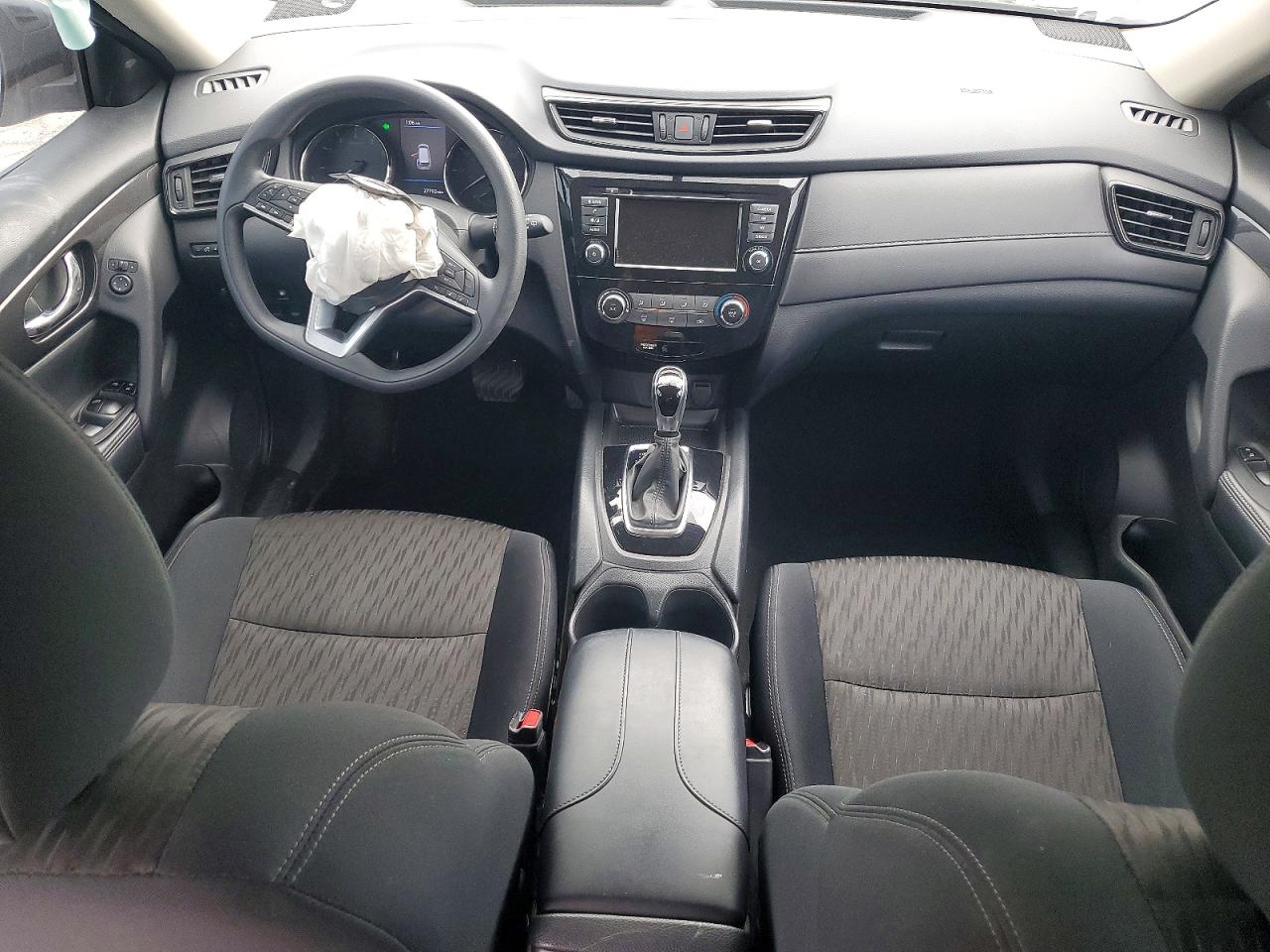 2018 Nissan Rogue S Серебряный vin: 5N1AT2MV8JC731834