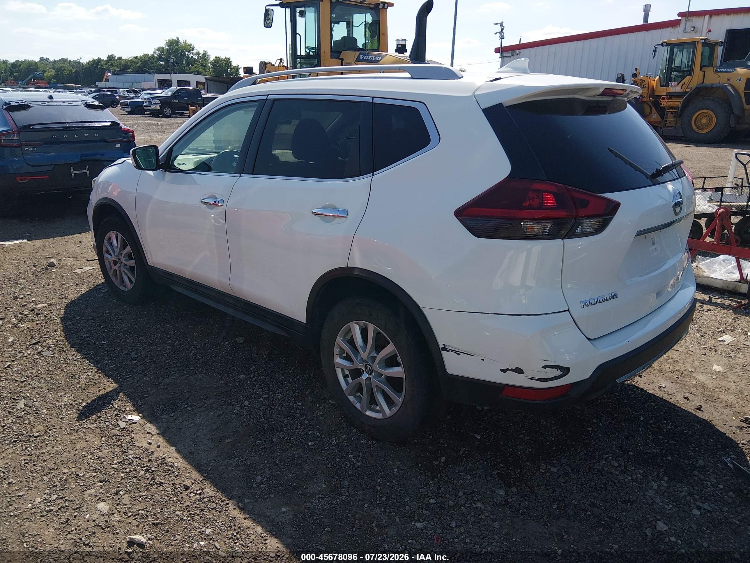 2018 Nissan Rogue Sv White vin: 5N1AT2MV8JC780807