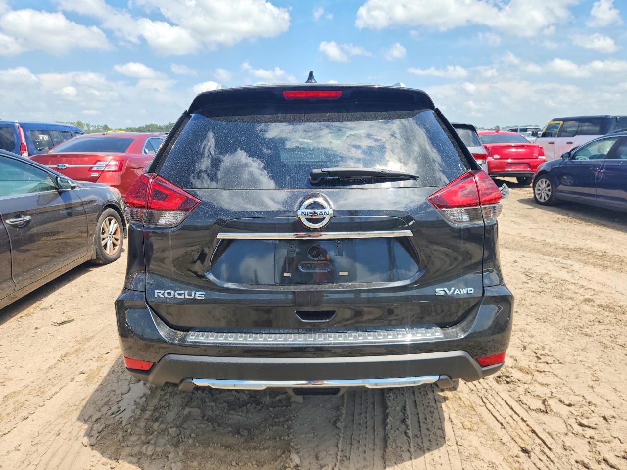 2018 Nissan Rogue Sv Black vin: 5N1AT2MV8JC814213