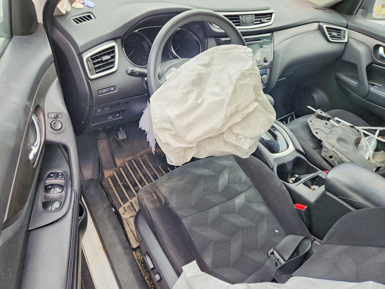 2014 Nissan Rogue White vin: 5N1AT2MV9EC775492