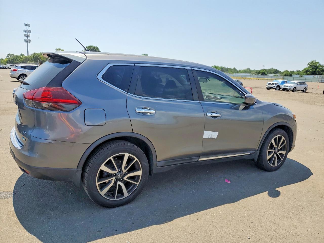 2014 Nissan Rogue S Серый vin: 5N1AT2MV9EC801010