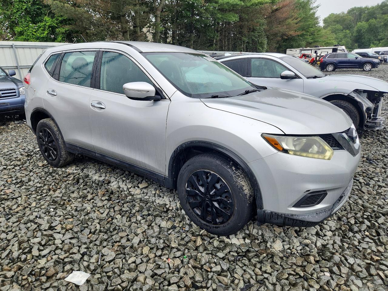 2014 Nissan Rogue S Silver vin: 5N1AT2MV9EC806336