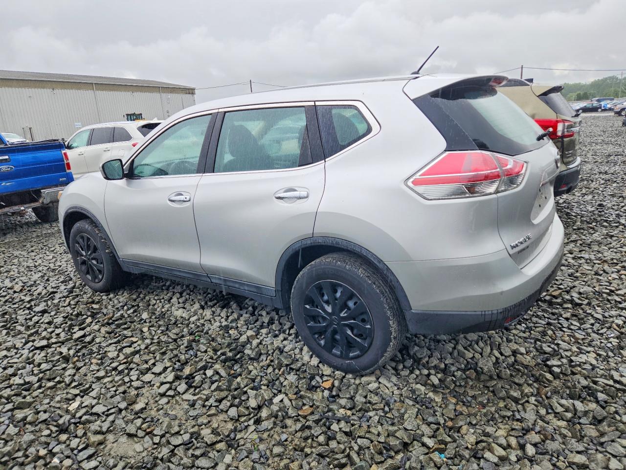 2014 Nissan Rogue S Silver vin: 5N1AT2MV9EC806336