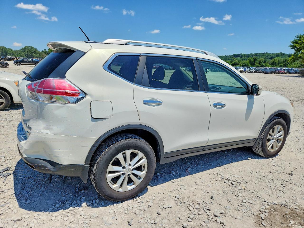 2014 Nissan Rogue Sv White vin: 5N1AT2MV9EC807891