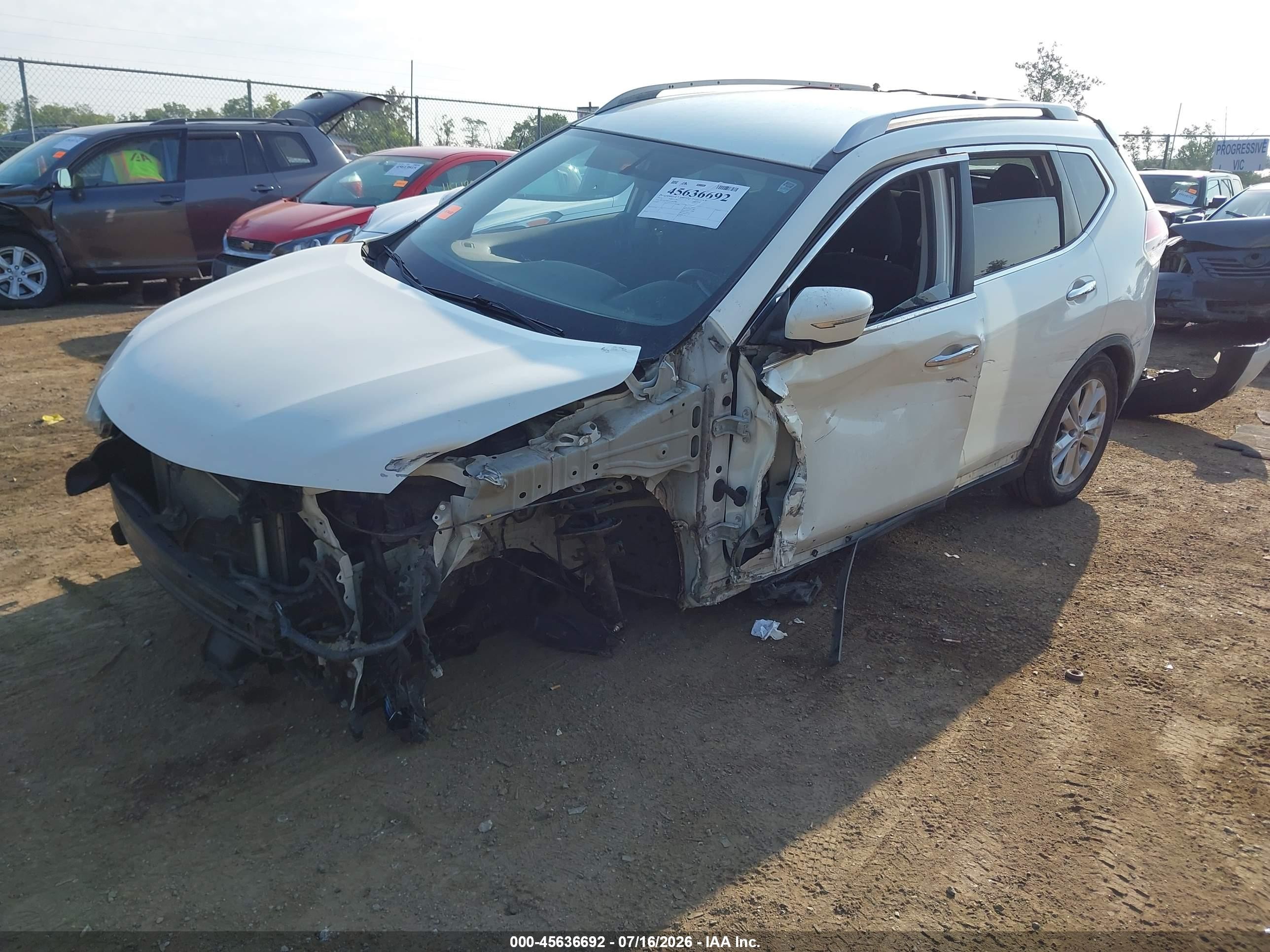 2014 Nissan Rogue Sv White vin: 5N1AT2MV9EC843788