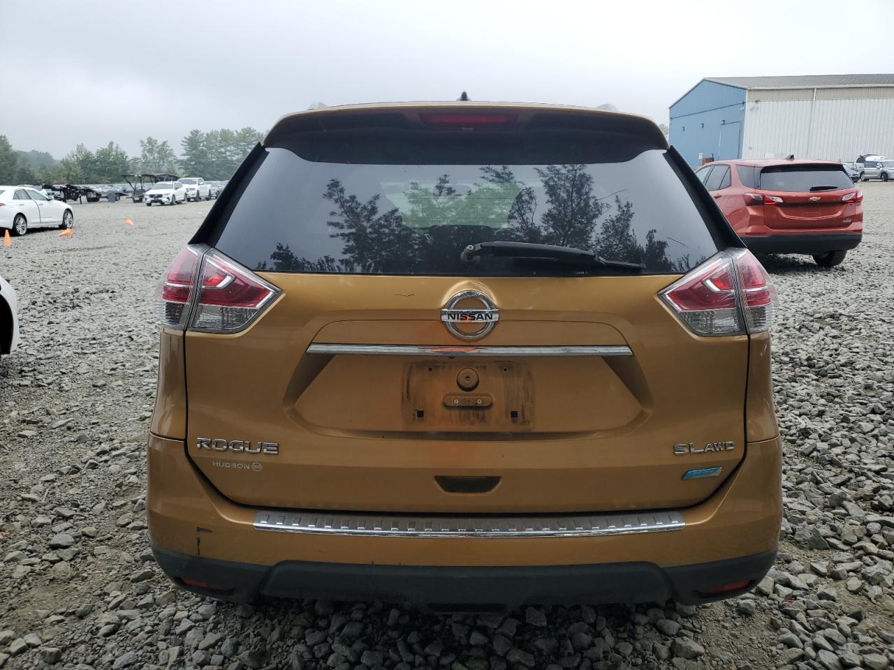 2014 Nissan Rogue S Gold vin: 5N1AT2MV9EC865192