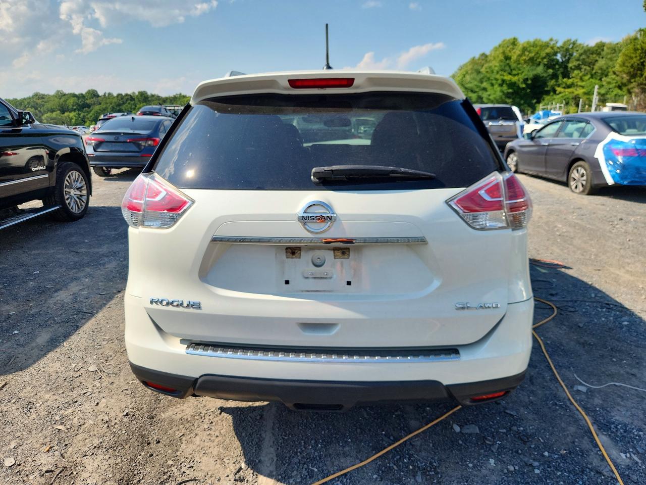 2015 Nissan Rogue Sl Белый vin: 5N1AT2MV9FC798496