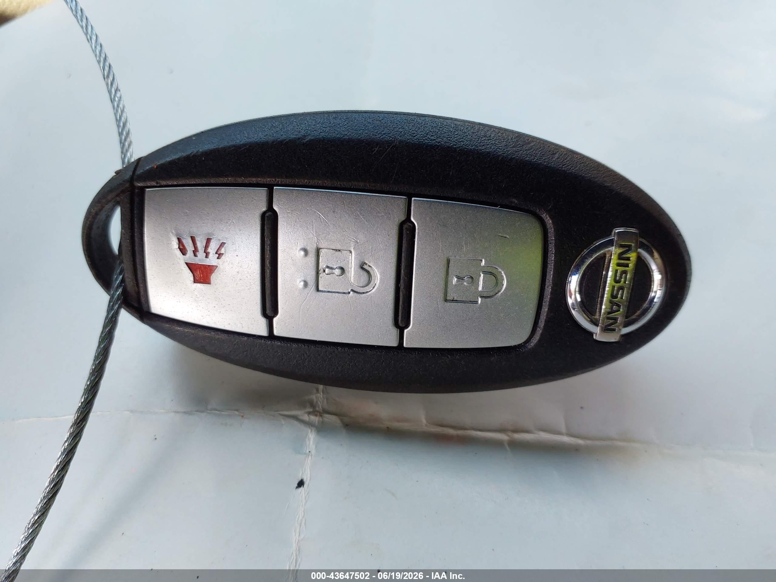2015 Nissan Rogue Sv Белый vin: 5N1AT2MV9FC822330