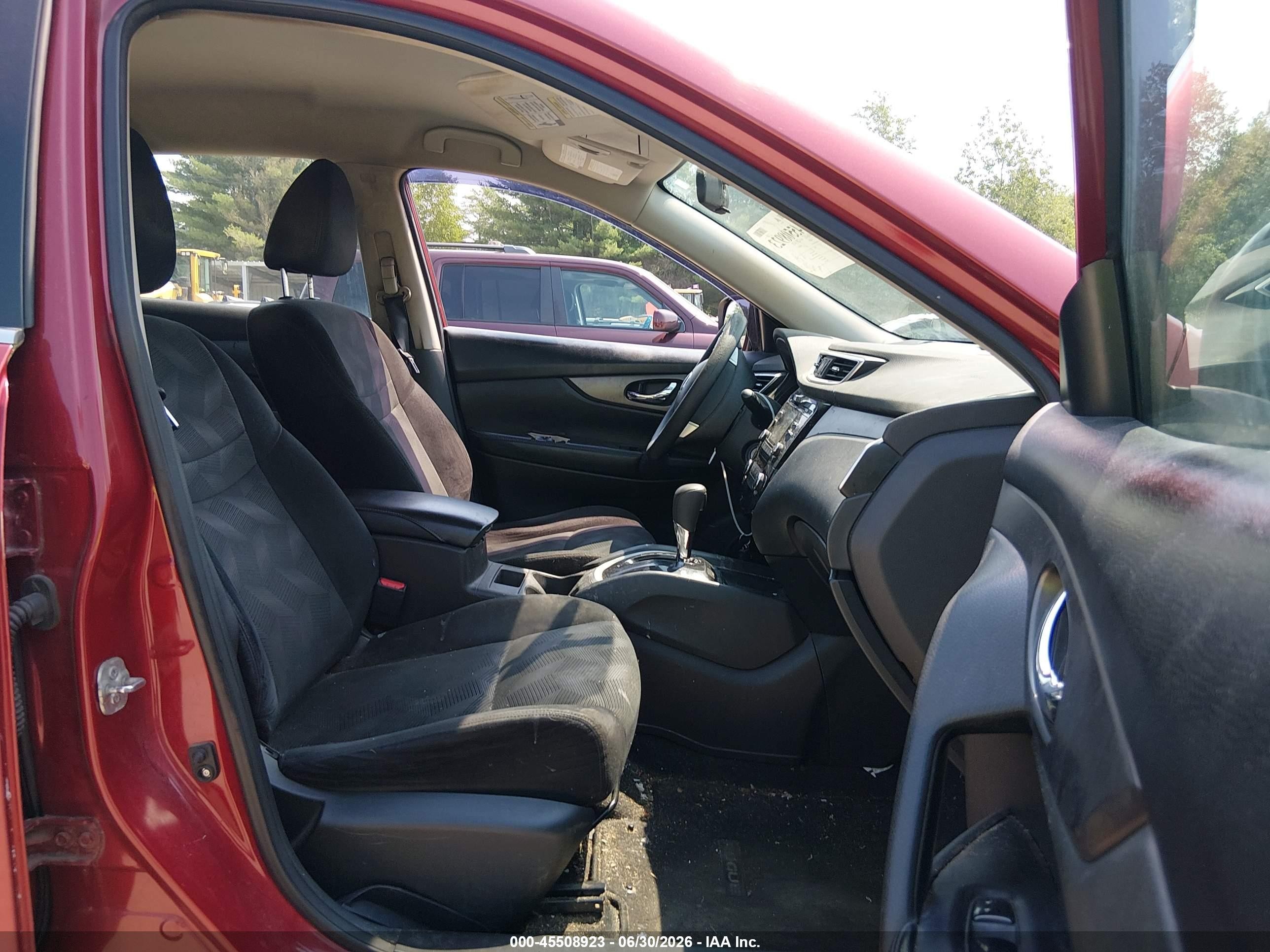 2015 Nissan Rogue S/sl/sv Red vin: 5N1AT2MV9FC864450