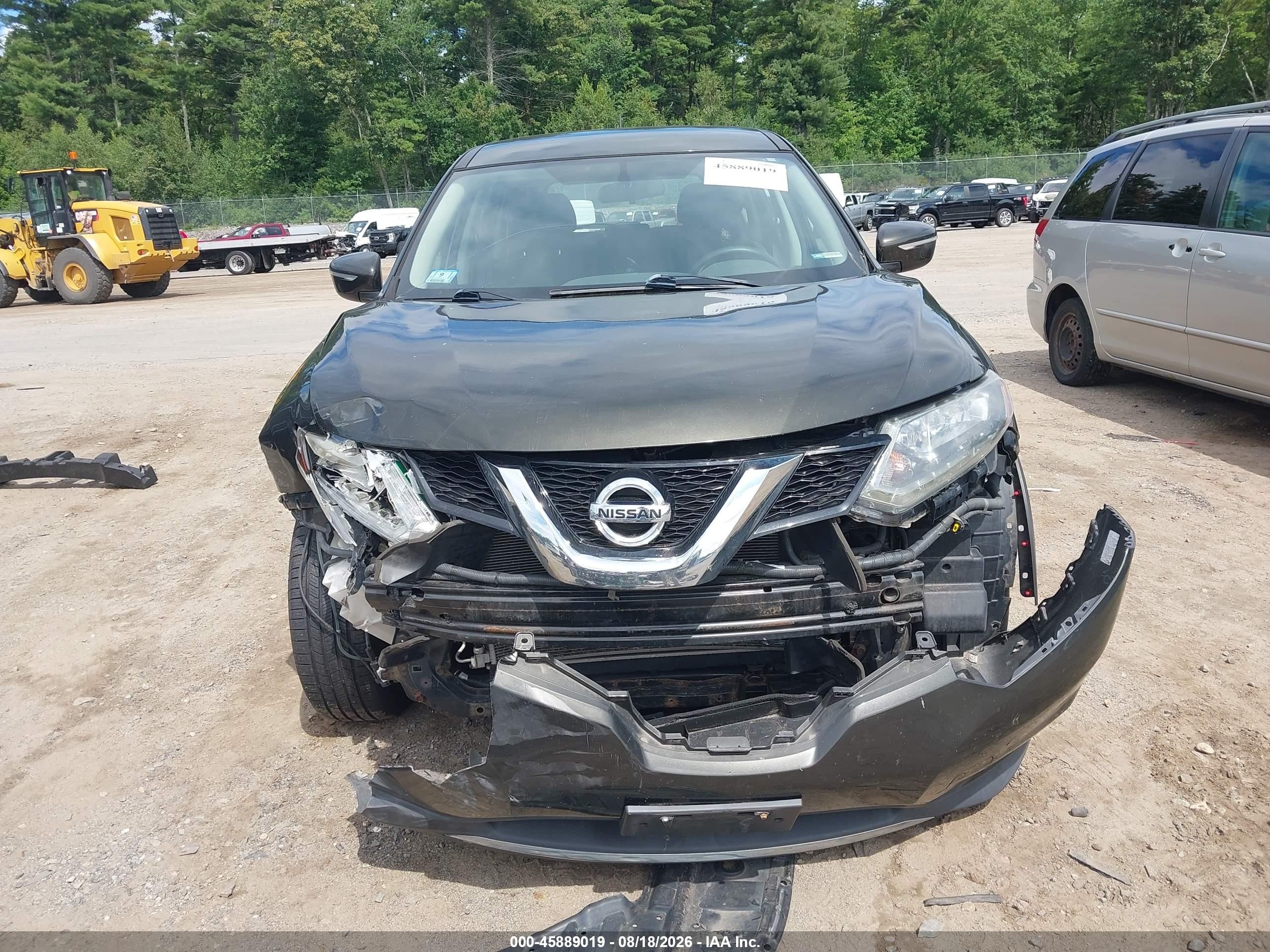 2015 Nissan Rogue S Green vin: 5N1AT2MV9FC869129
