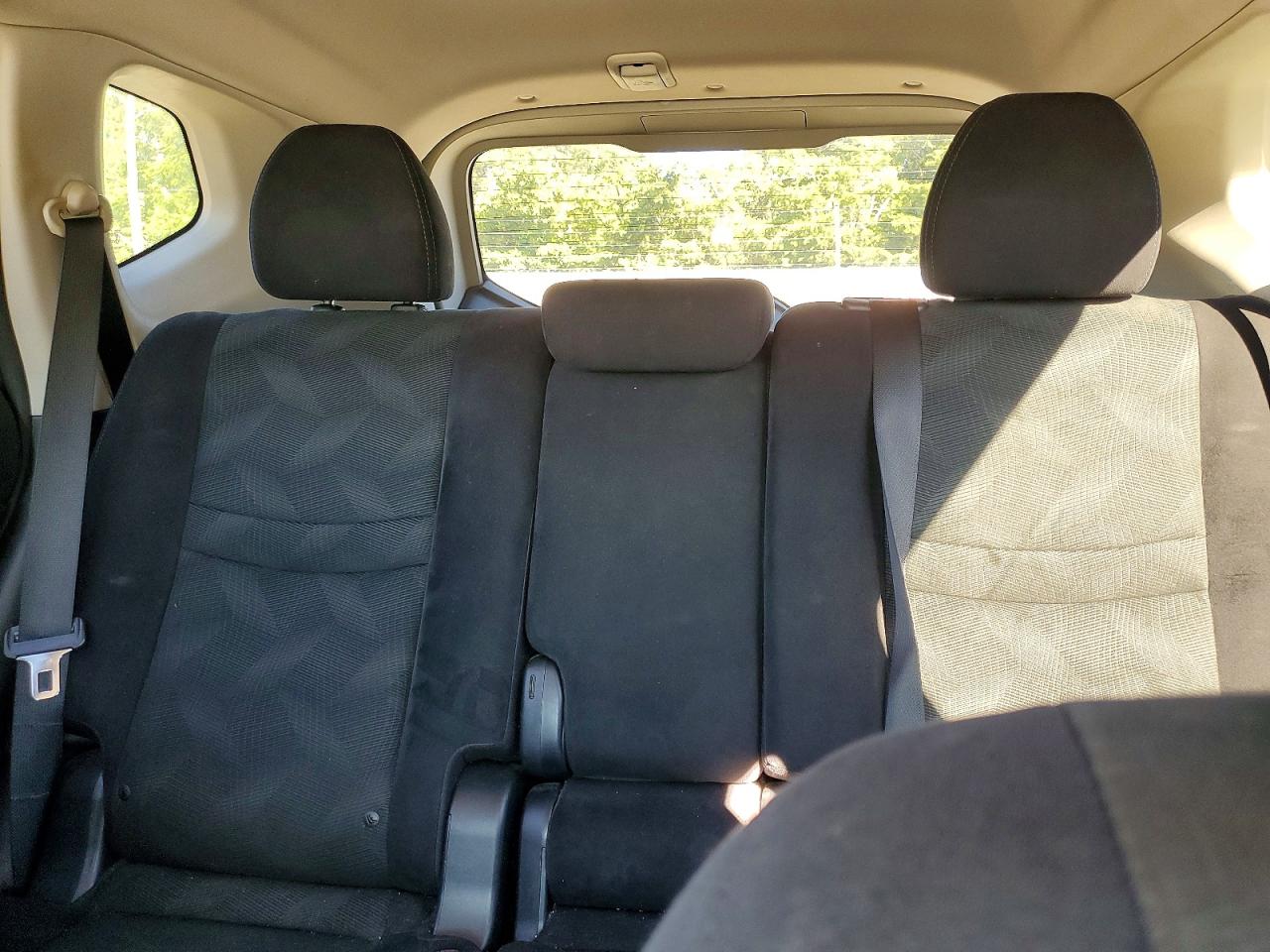 2015 Nissan Rogue Sv Серый vin: 5N1AT2MV9FC872516