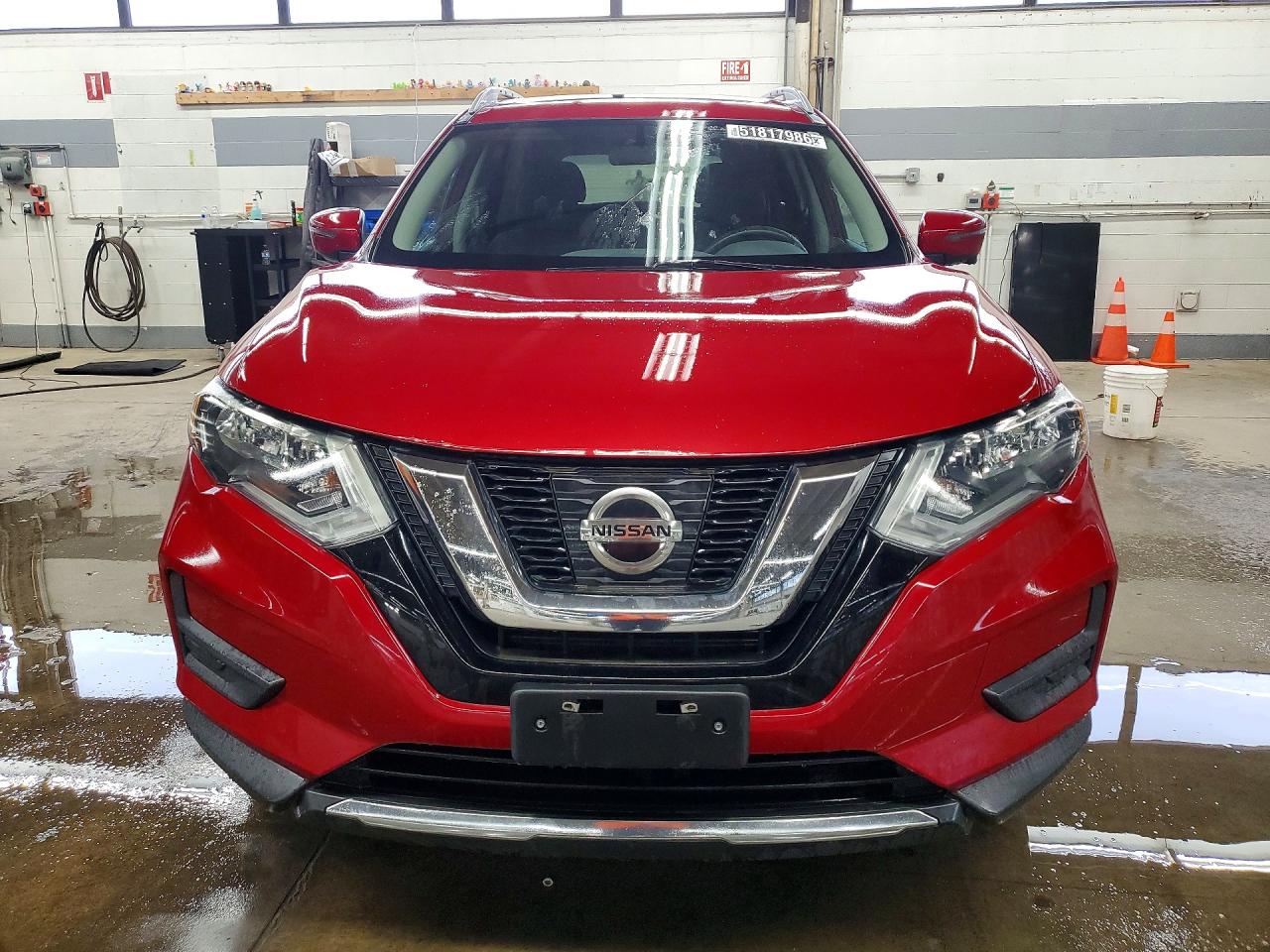 2017 Nissan Rogue Sv Красный vin: 5N1AT2MV9HC832231