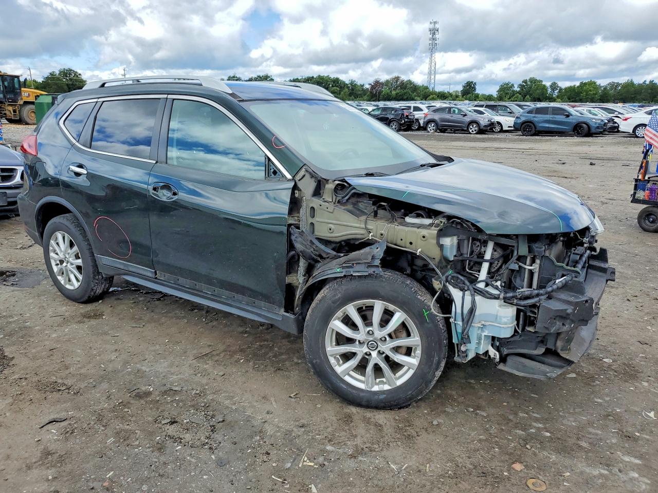 2018 Nissan Rogue Sv Green vin: 5N1AT2MV9JC704626