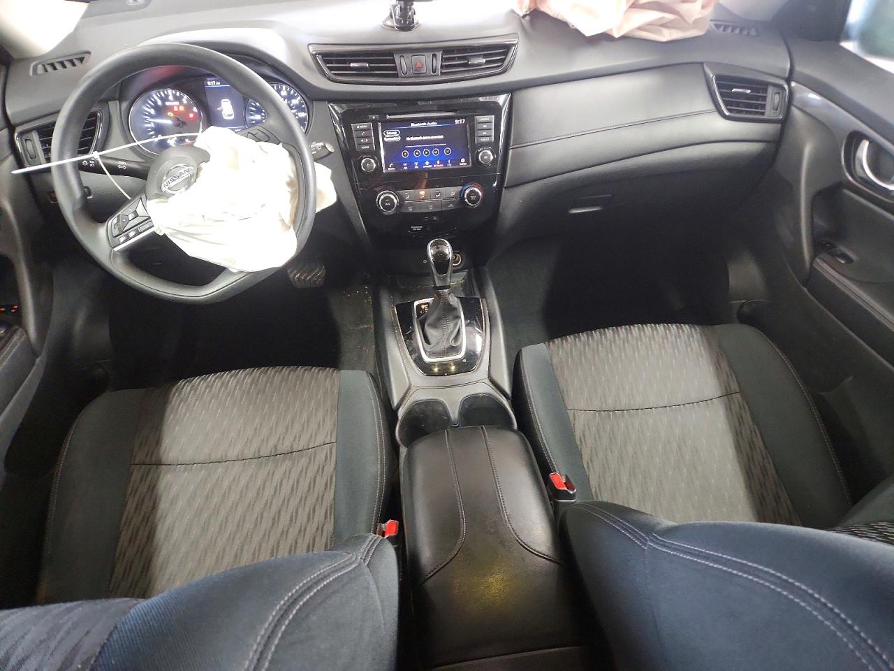 2018 Nissan Rogue S Серебряный vin: 5N1AT2MV9JC755432