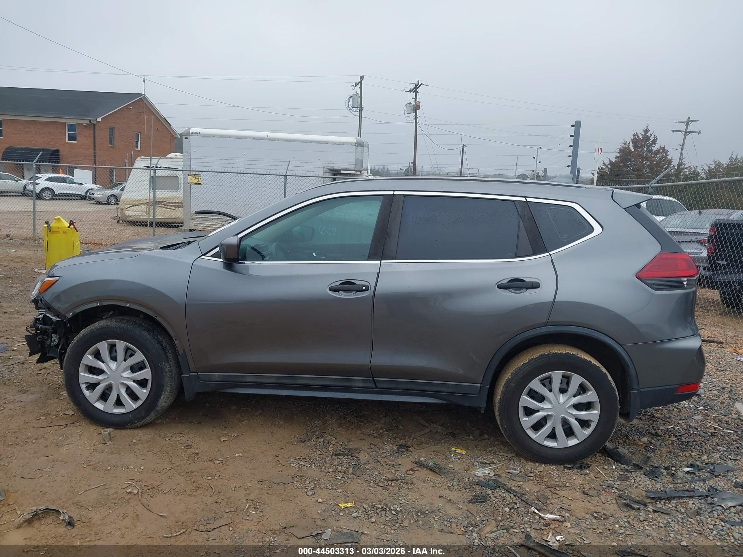 2018 Nissan Rogue S Gray vin: 5N1AT2MV9JC770853