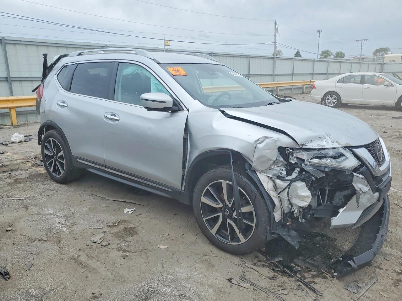 2019 Nissan Rogue Silver vin: 5N1AT2MV9KC823407