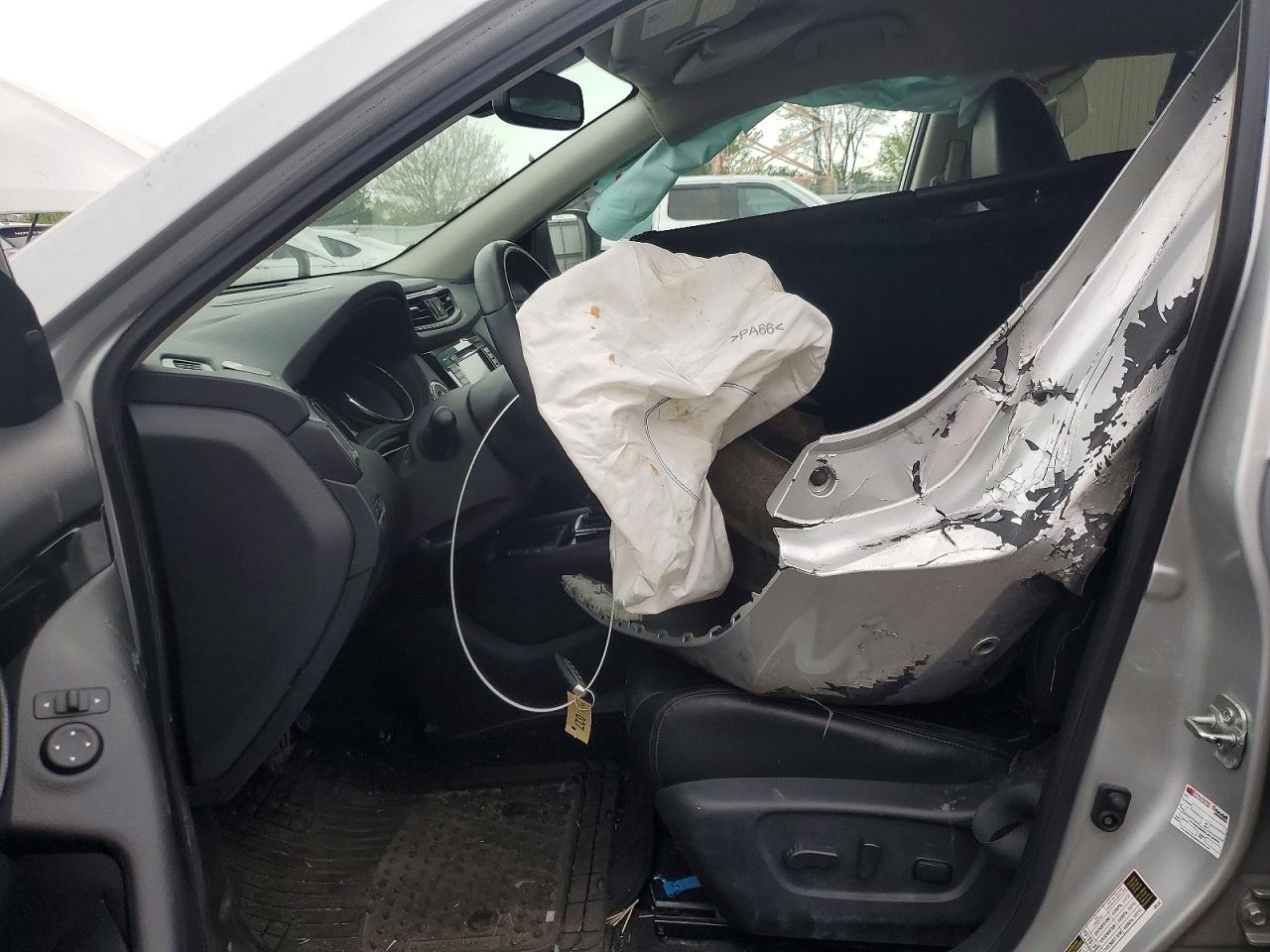 2019 Nissan Rogue Silver vin: 5N1AT2MV9KC823407