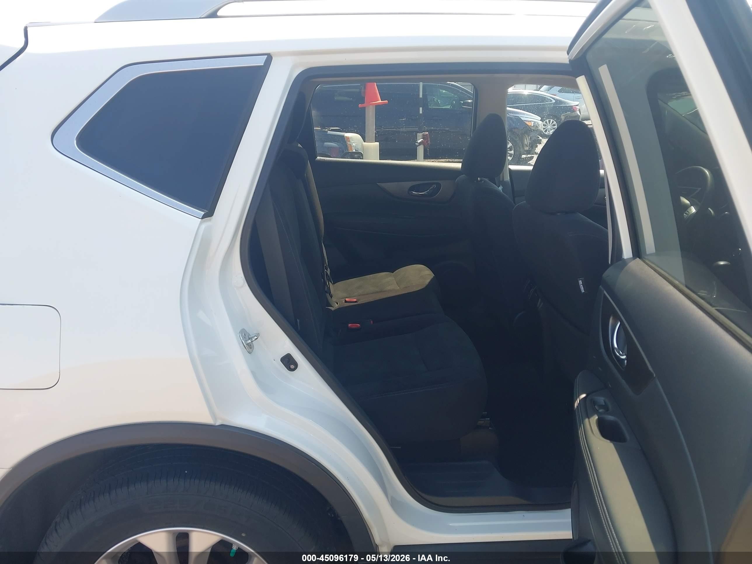 2014 Nissan Rogue Sv White vin: 5N1AT2MVXEC783276