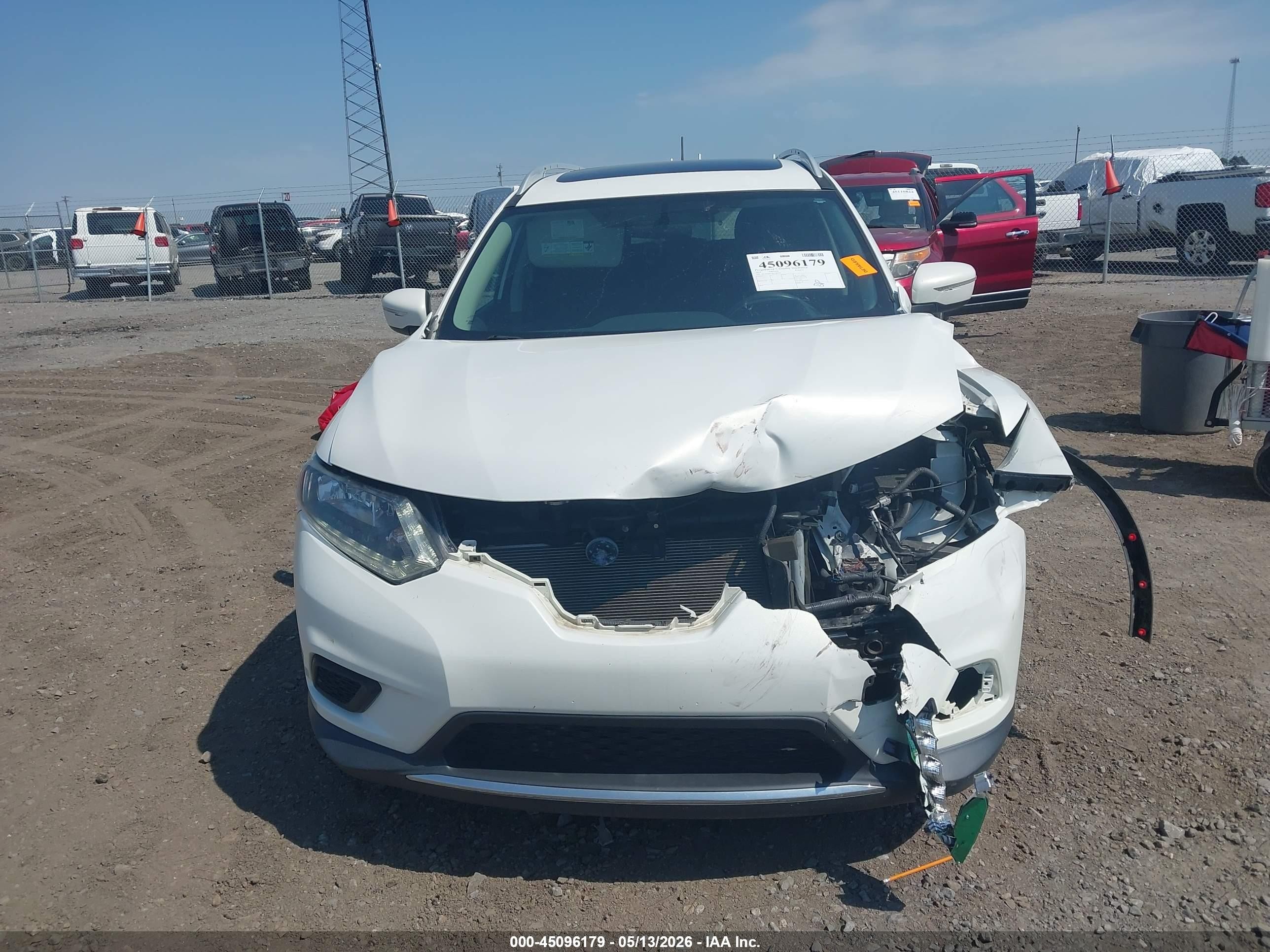 2014 Nissan Rogue Sv White vin: 5N1AT2MVXEC783276