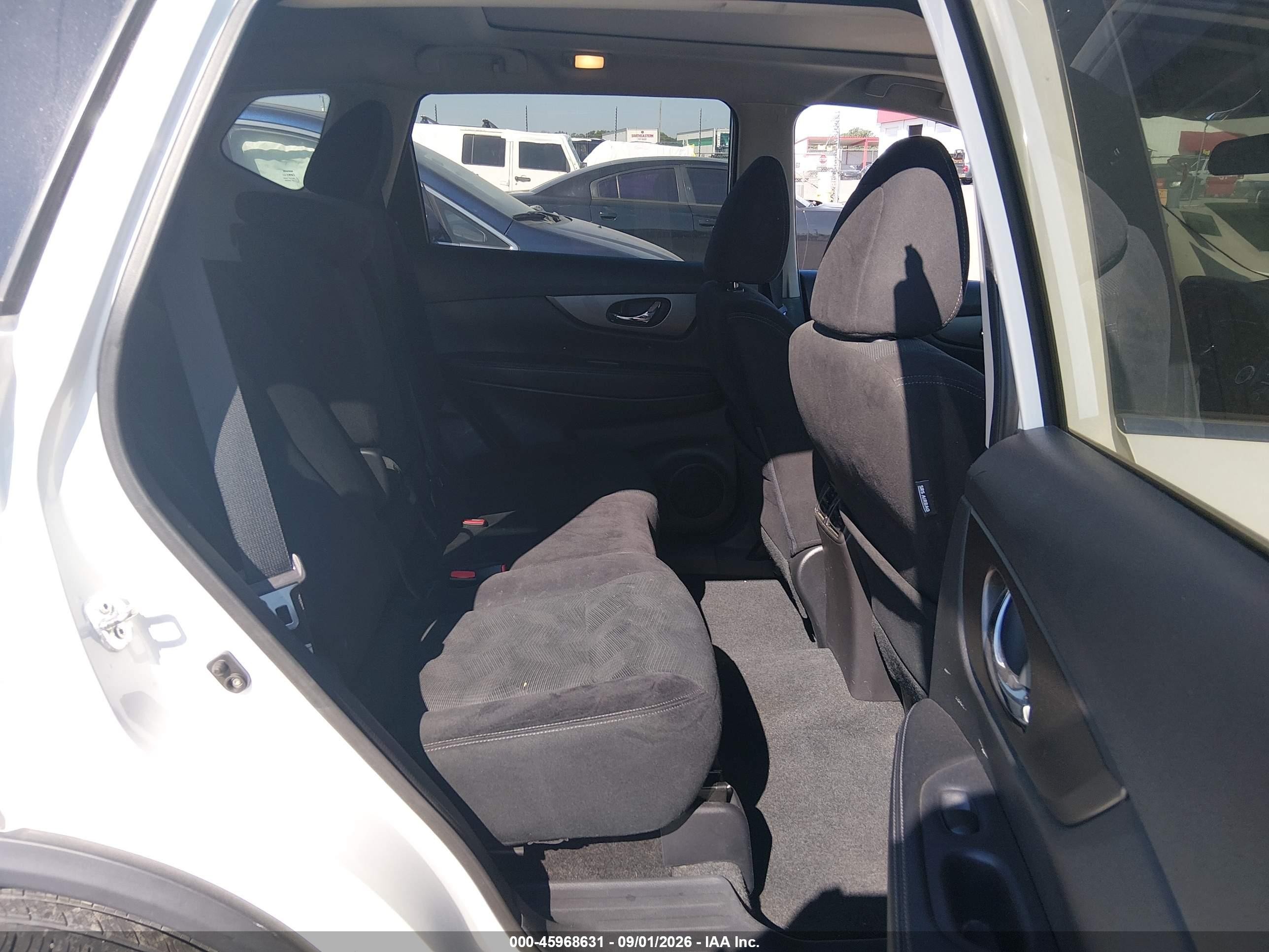 2014 Nissan Rogue Sv White vin: 5N1AT2MVXEC783276