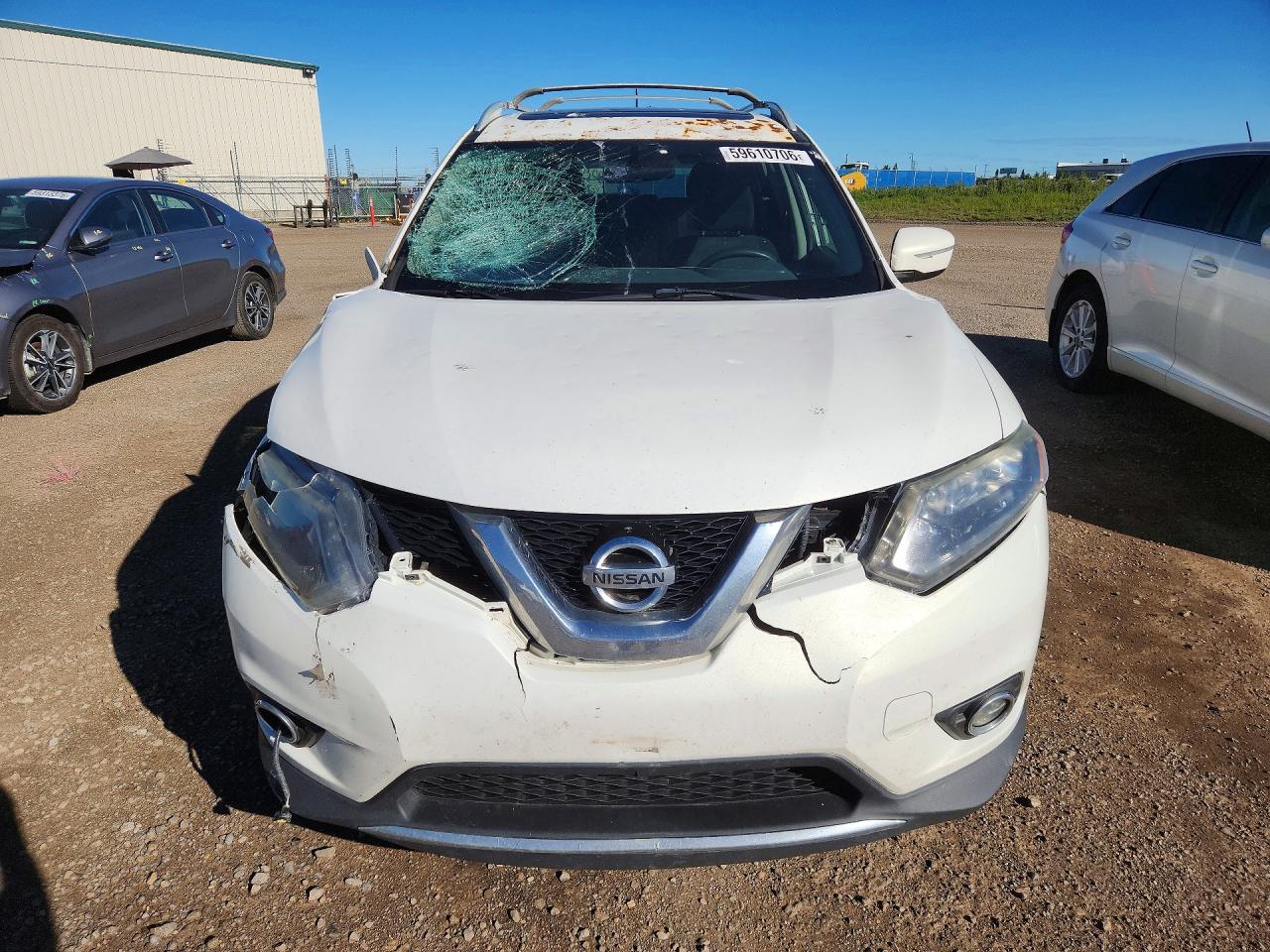 2014 Nissan Rogue S White vin: 5N1AT2MVXEC820827