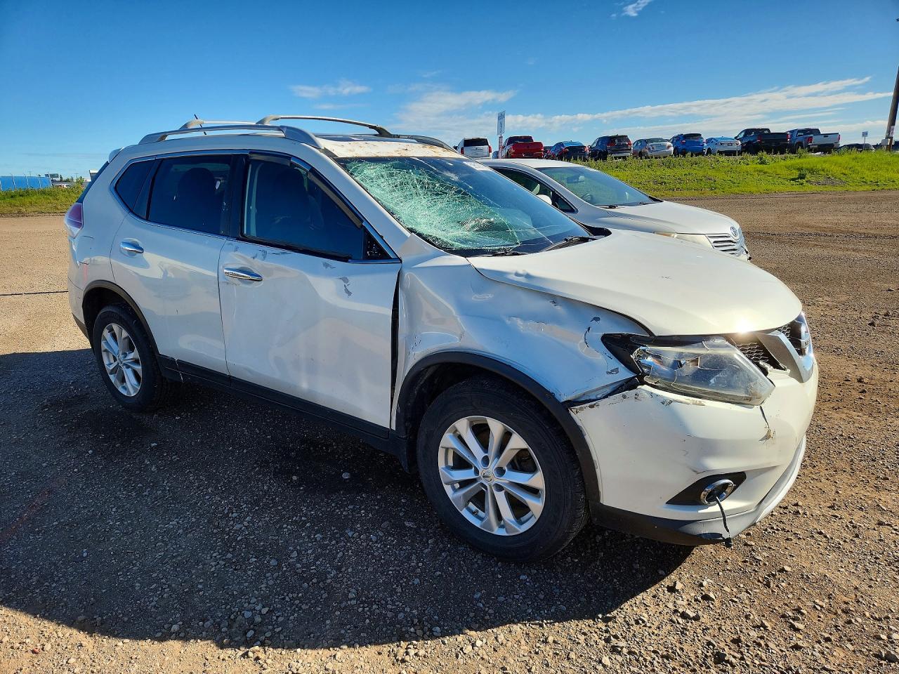 2014 Nissan Rogue S White vin: 5N1AT2MVXEC820827