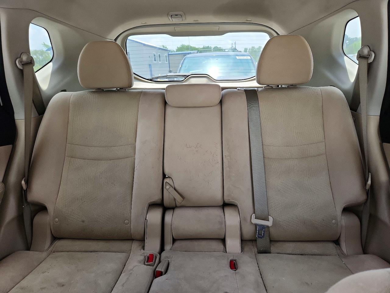2015 Nissan Rogue Sv White vin: 5N1AT2MVXFC756273