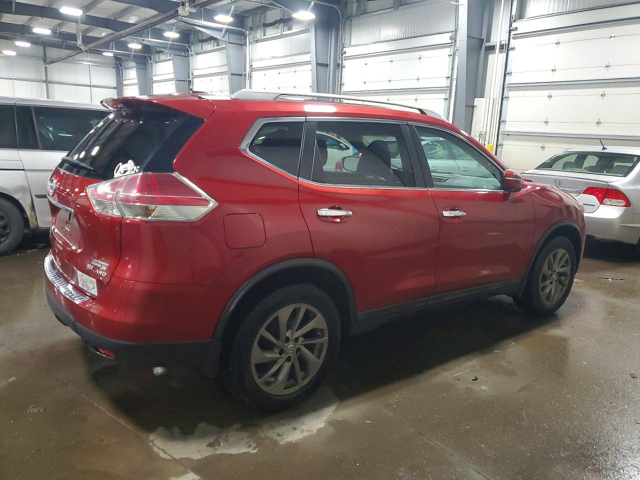 2015 Nissan Rogue Sl Red vin: 5N1AT2MVXFC779732