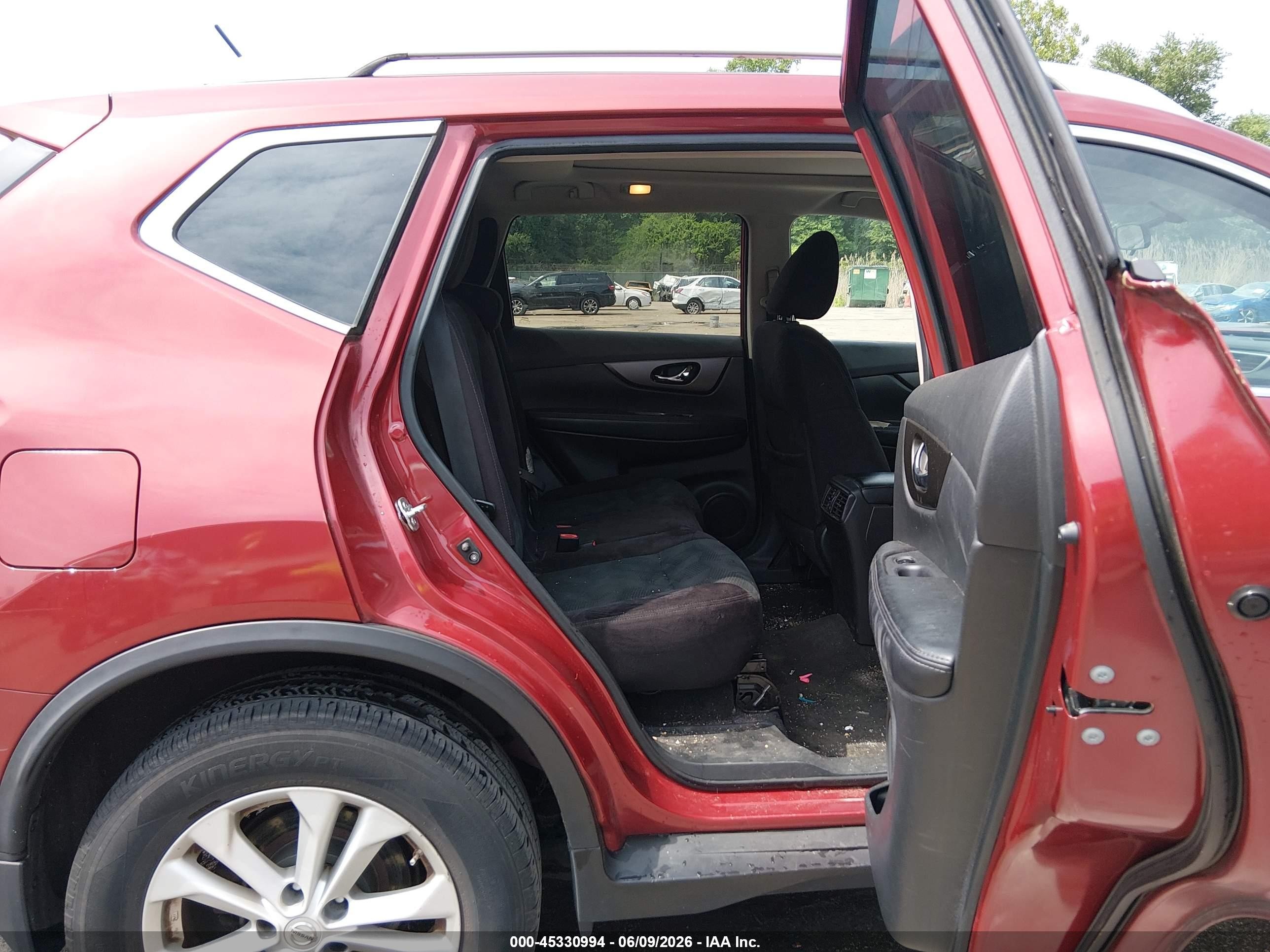 2015 Nissan Rogue Sv Red vin: 5N1AT2MVXFC783151