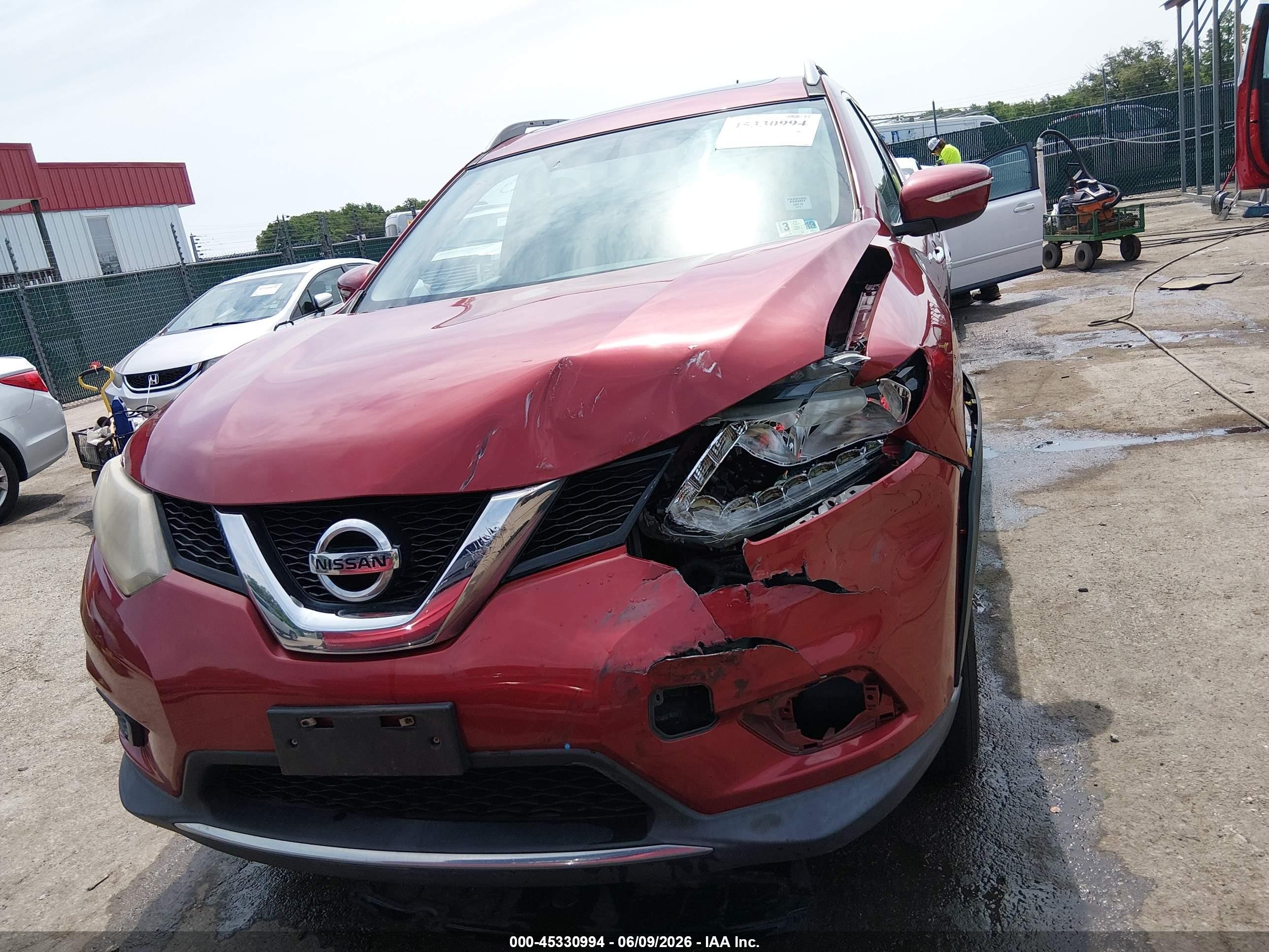 2015 Nissan Rogue Sv Red vin: 5N1AT2MVXFC783151