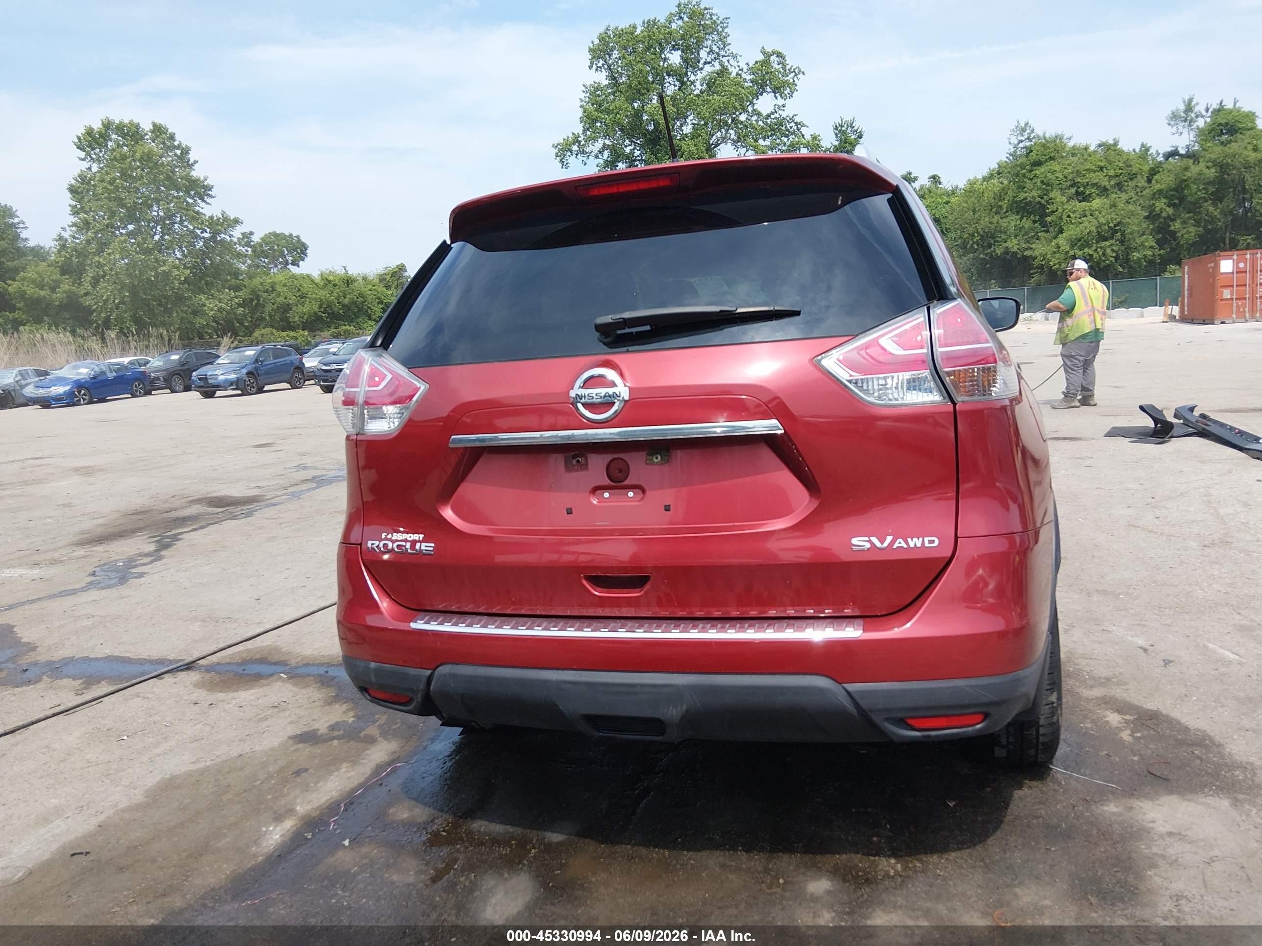 2015 Nissan Rogue Sv Red vin: 5N1AT2MVXFC783151