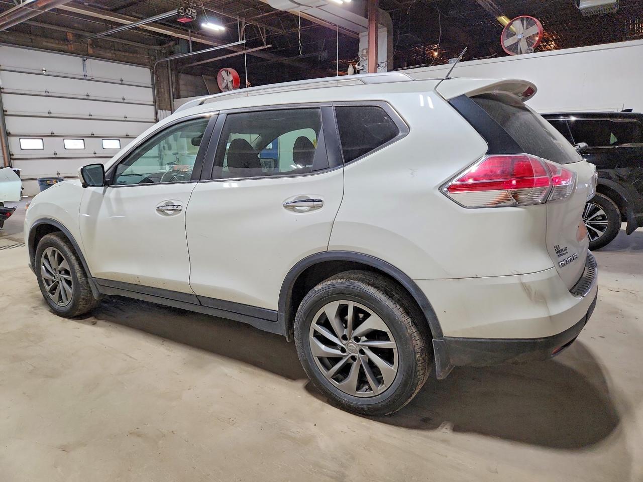 2015 Nissan Rogue Sl White vin: 5N1AT2MVXFC794831