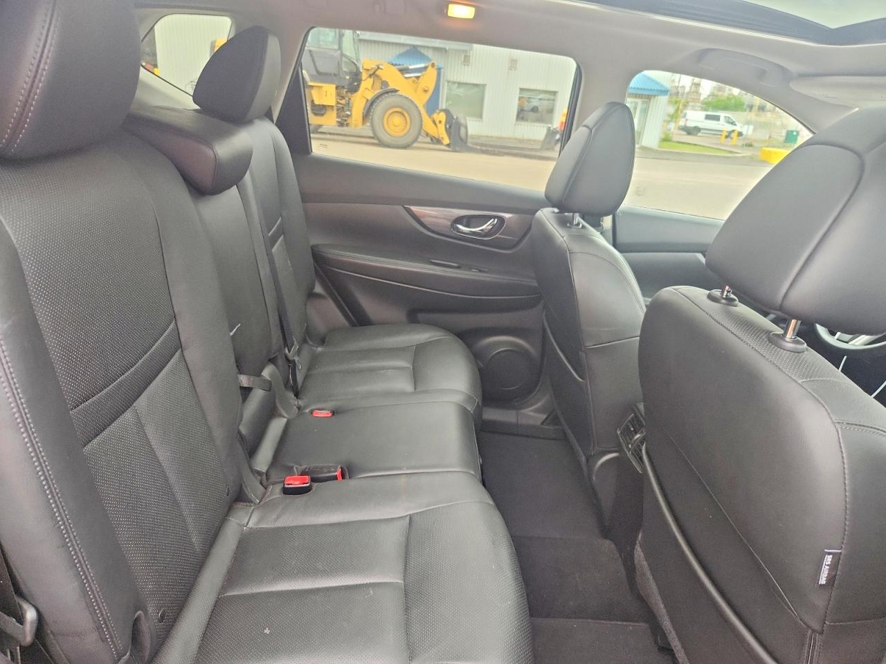 2015 Nissan Rogue S Black vin: 5N1AT2MVXFC845857