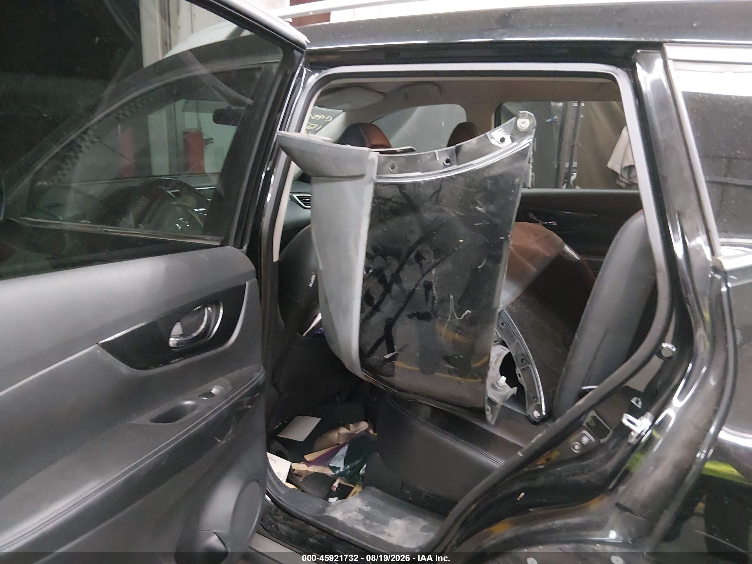 2015 Nissan Rogue Sl Черный vin: 5N1AT2MVXFC876011