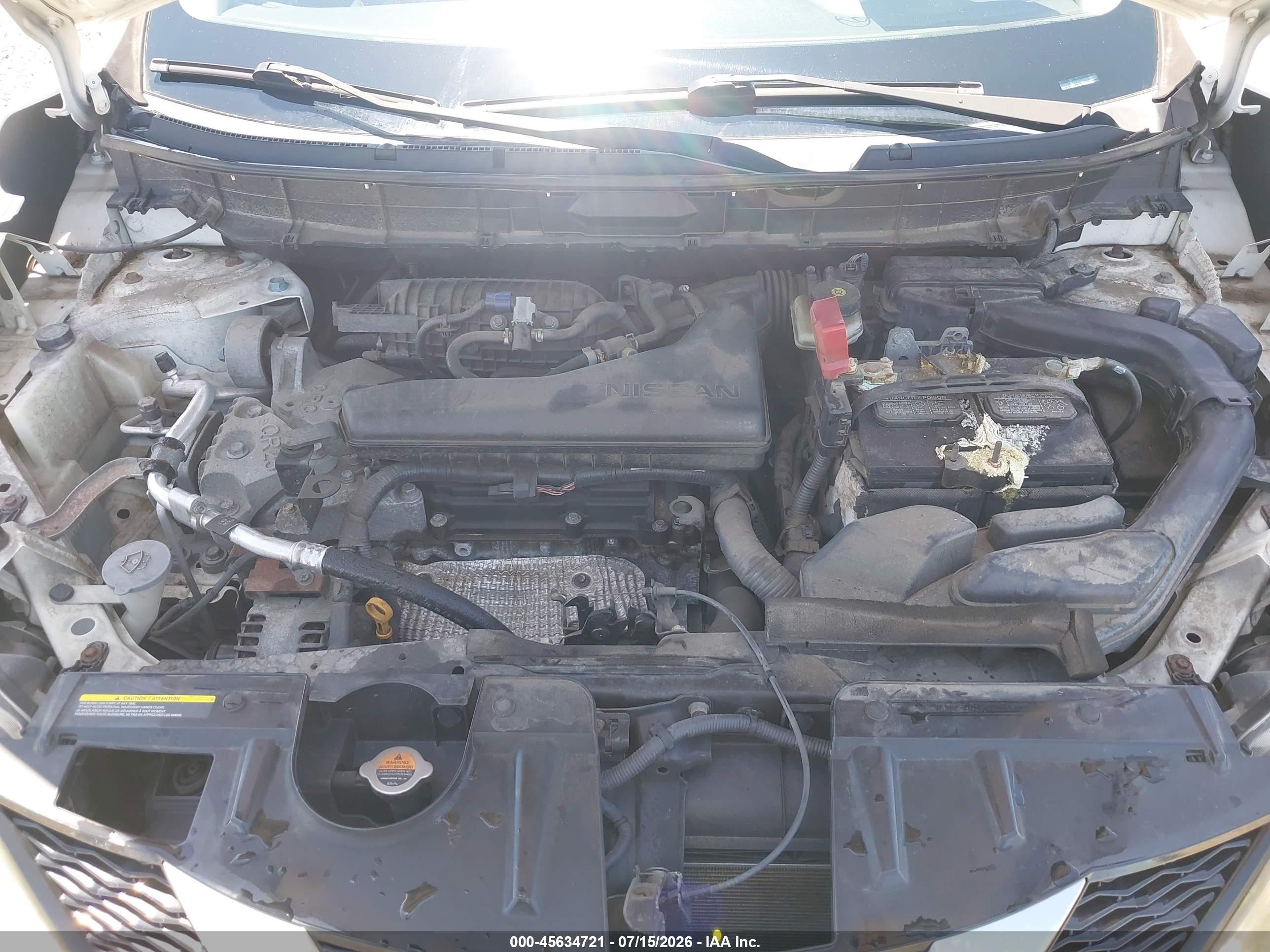 2015 Nissan Rogue S White vin: 5N1AT2MVXFC886960