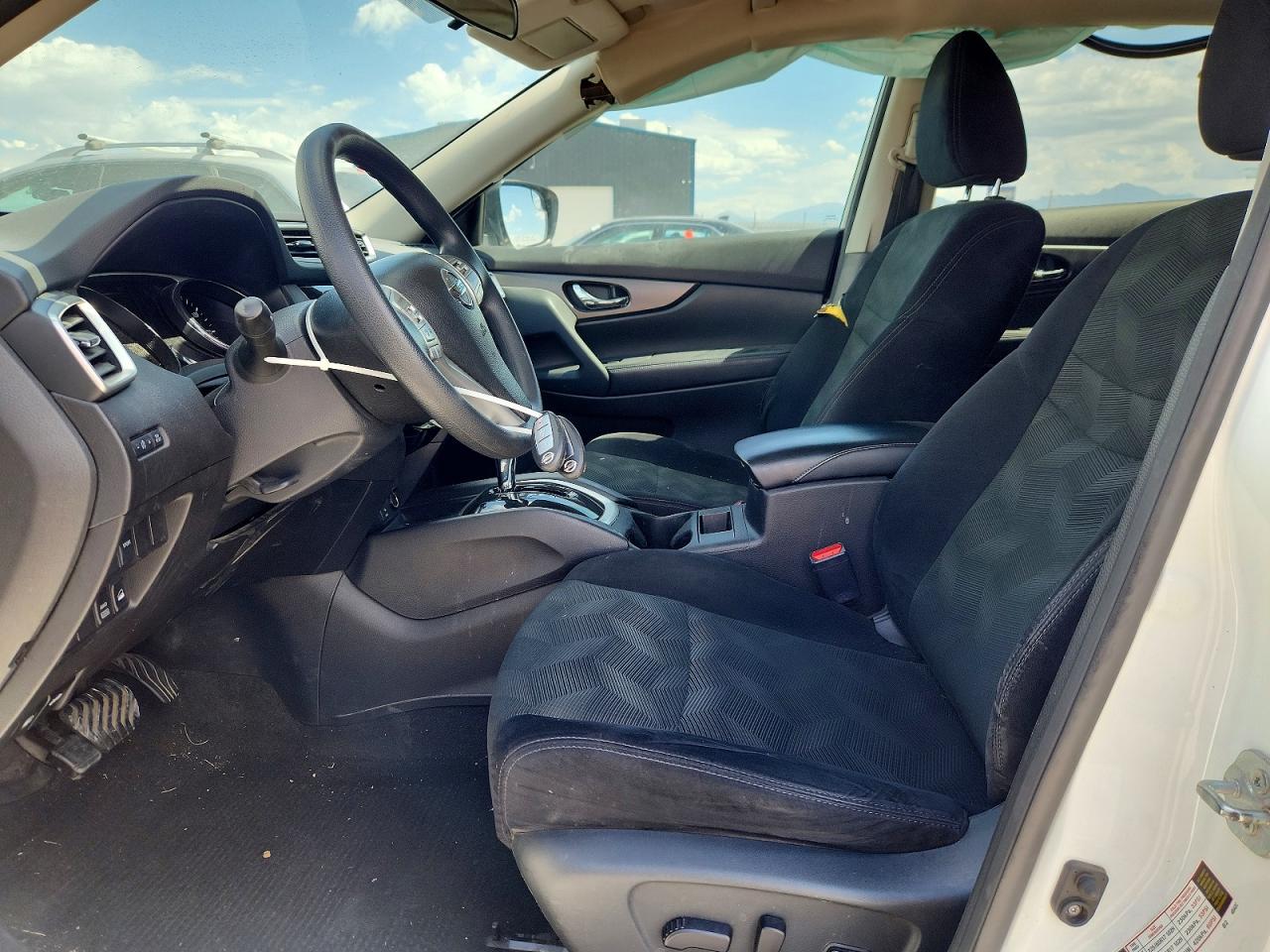 2015 Nissan Rogue Sv White vin: 5N1AT2MVXFC899210
