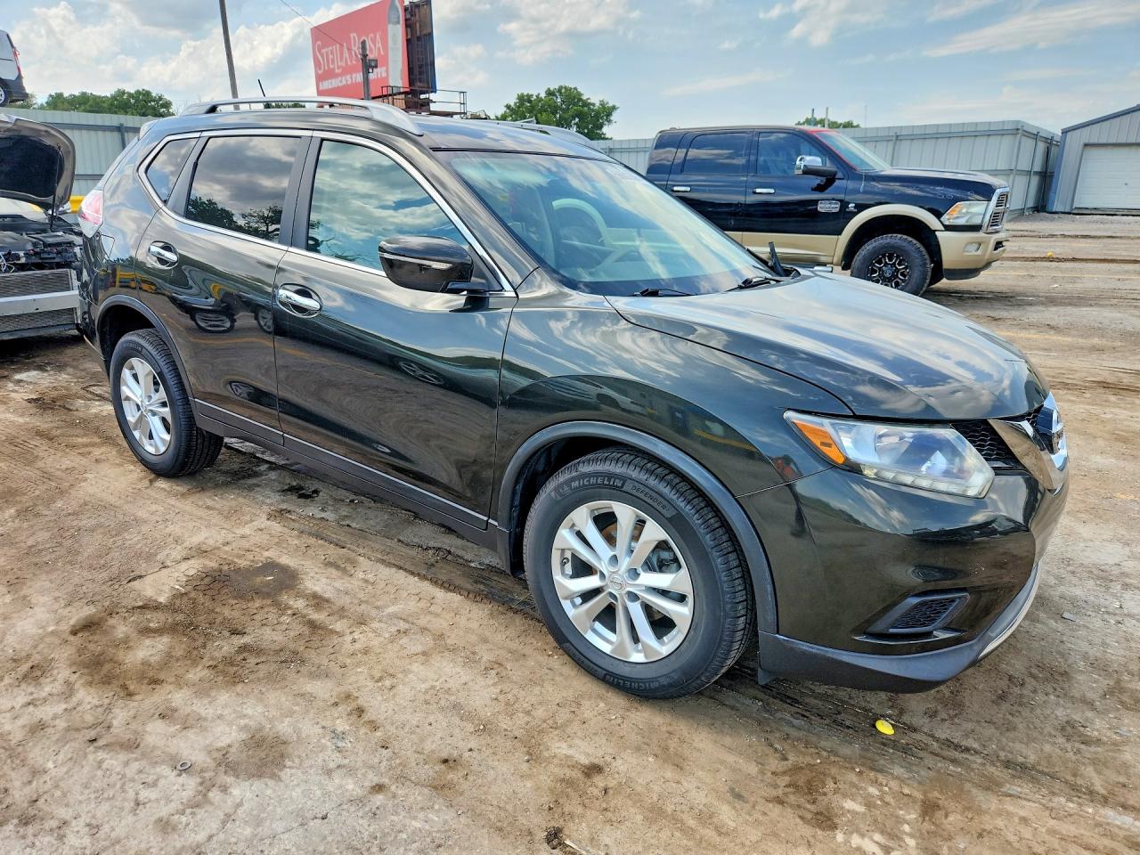 2015 Nissan Rogue Sv Green vin: 5N1AT2MVXFC922260