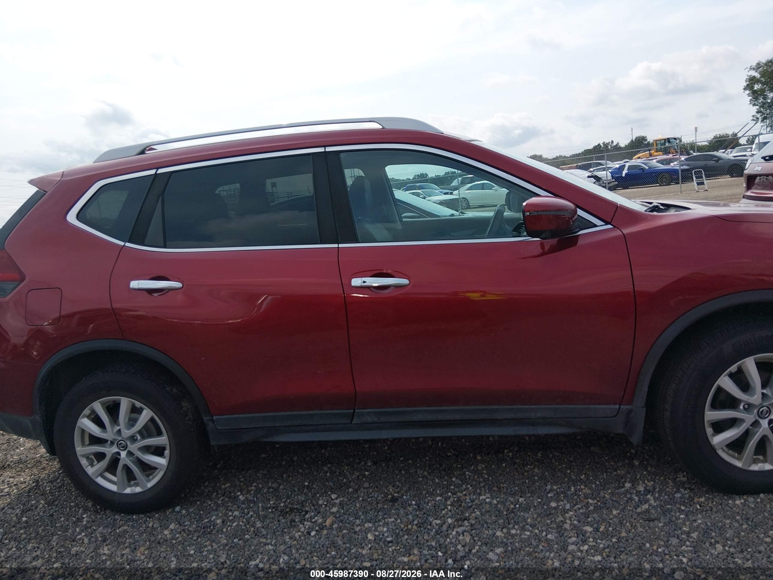 2018 Nissan Rogue Sv Red vin: 5N1AT2MVXJC762082