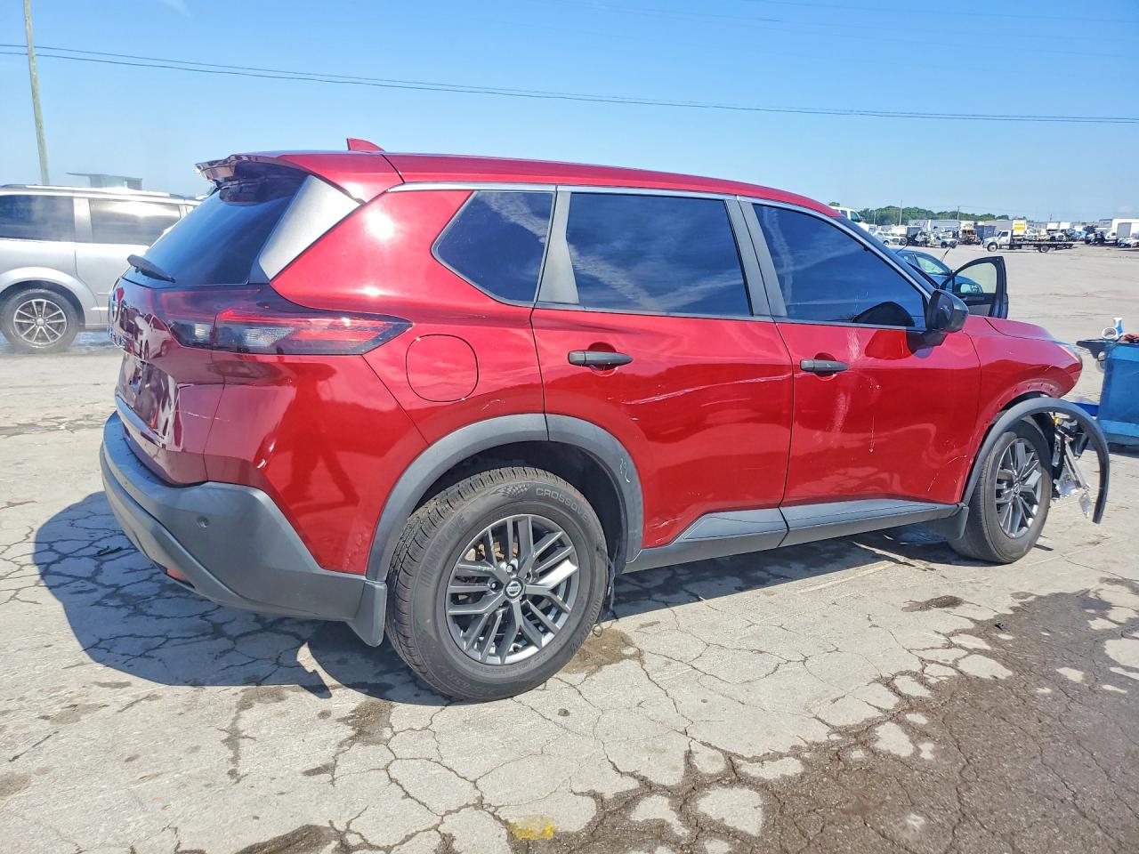 2021 Nissan Rogue S Maroon vin: 5N1AT3AA8MC832478