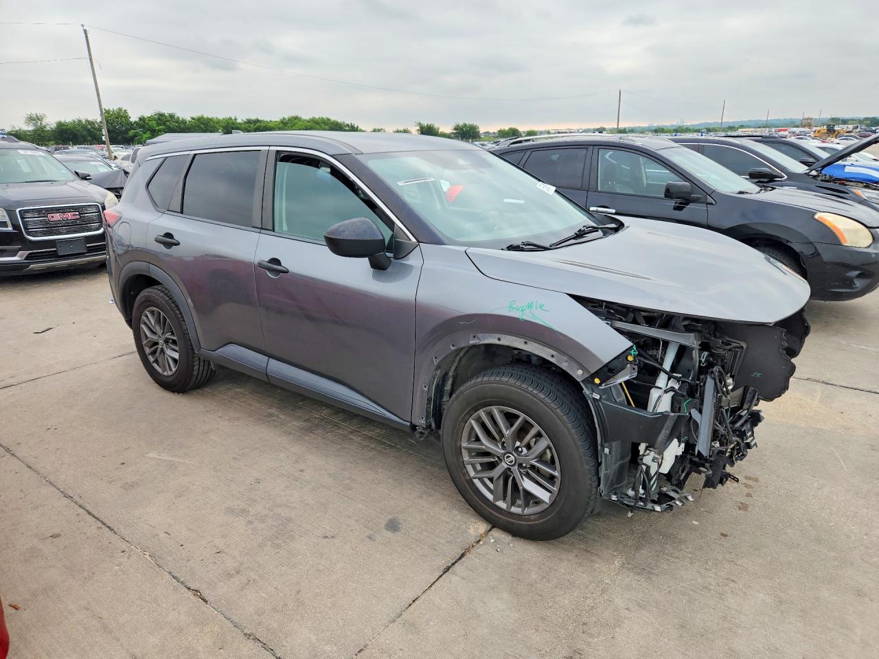 2021 Nissan Rogue S Silver vin: 5N1AT3AB0MC845282