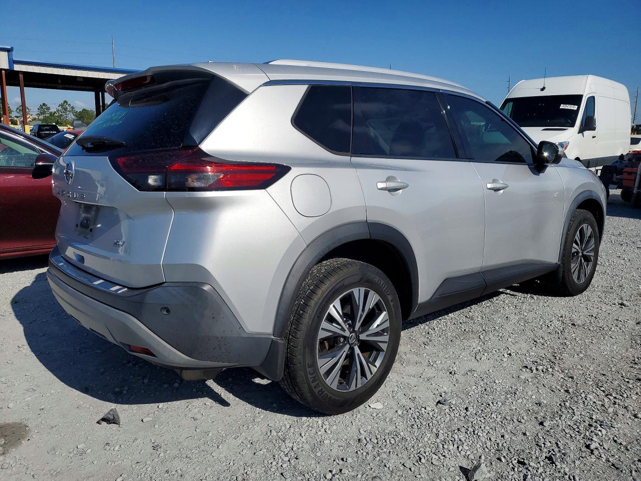 2021 Nissan Rogue Sv Серебряный vin: 5N1AT3BA3MC779672