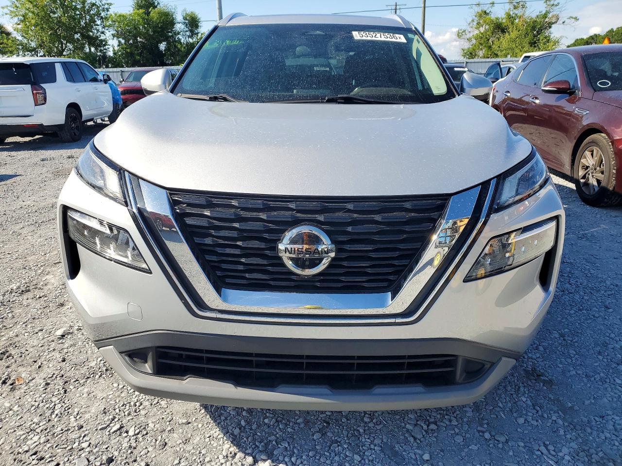 2021 Nissan Rogue Sv Серебряный vin: 5N1AT3BA3MC779672