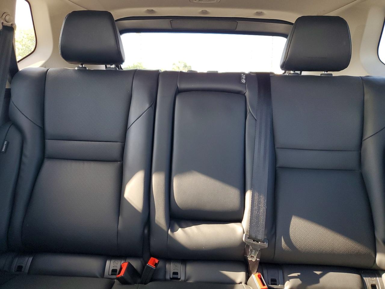 2021 Nissan Rogue Sv Серебряный vin: 5N1AT3BA3MC779672